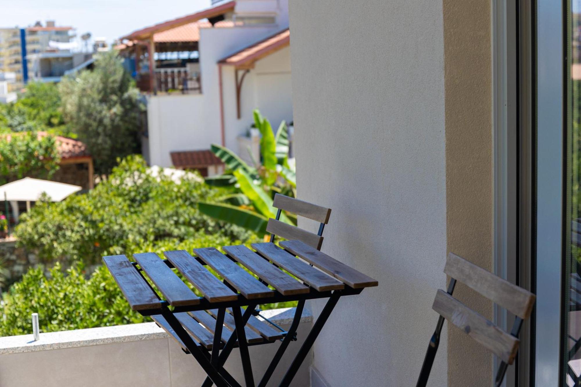 Hotel De Sol Himare Esterno foto