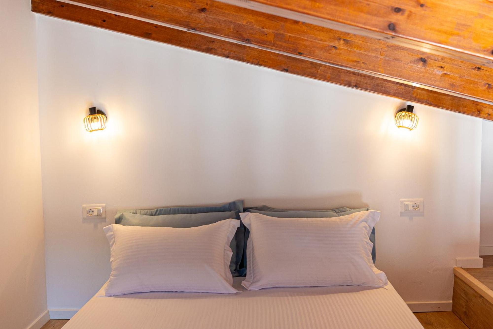 Hotel De Sol Himare Esterno foto